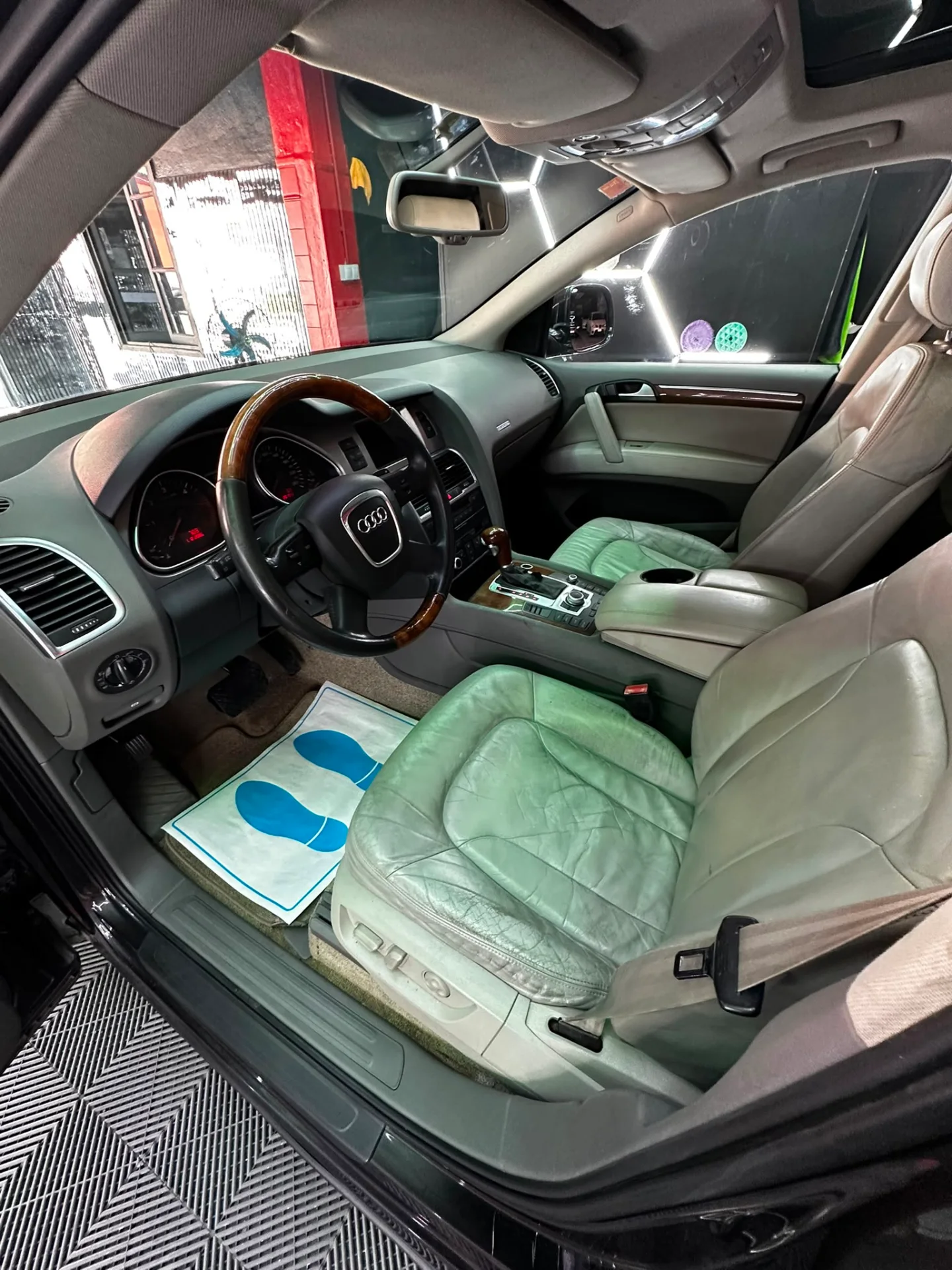 Vehículo completo en Autos Los Detailing Pros