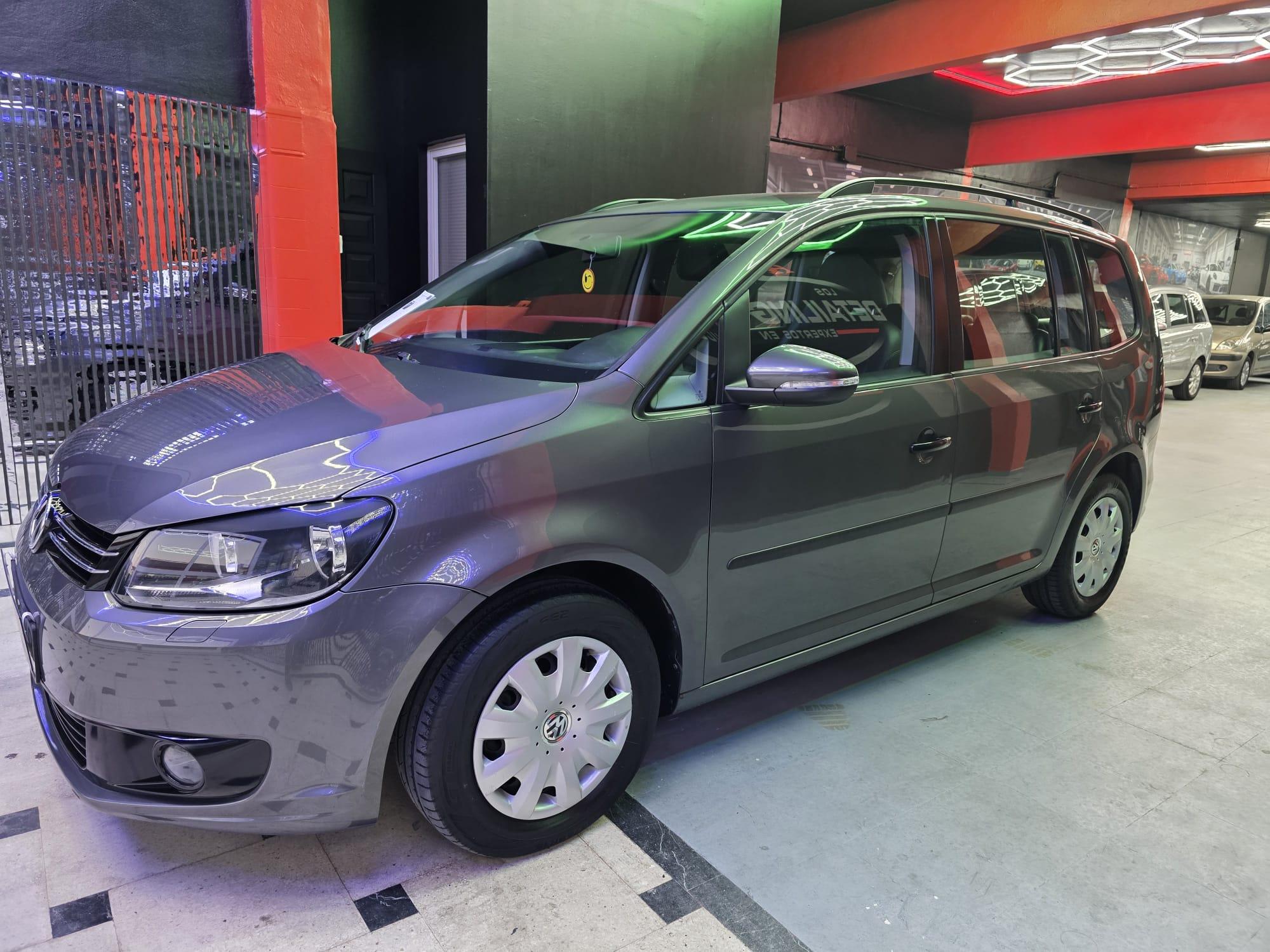 Volkswagen Touran de siete plazas, fotografía 5