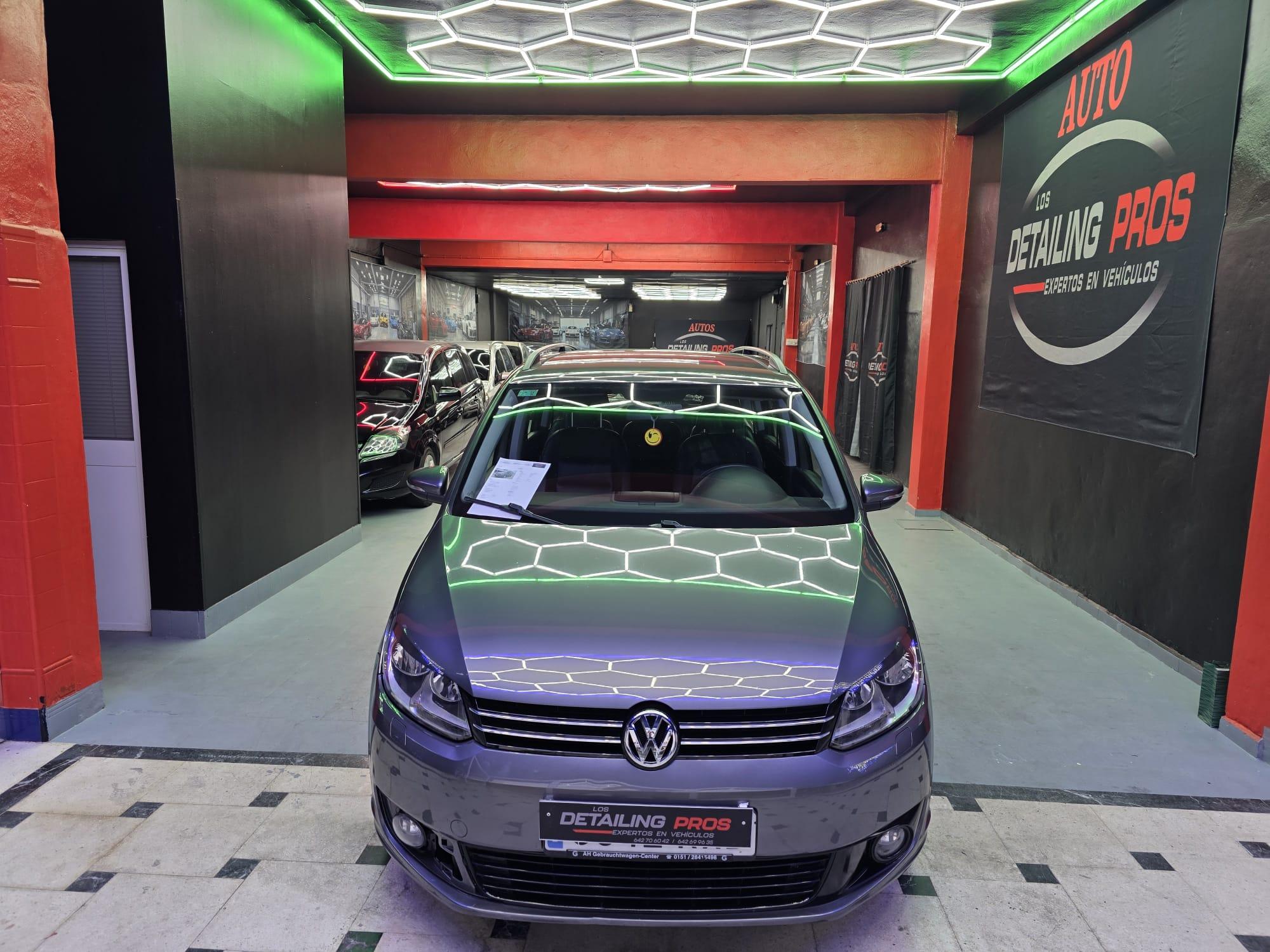 Volkswagen Touran de siete plazas, fotografía 7